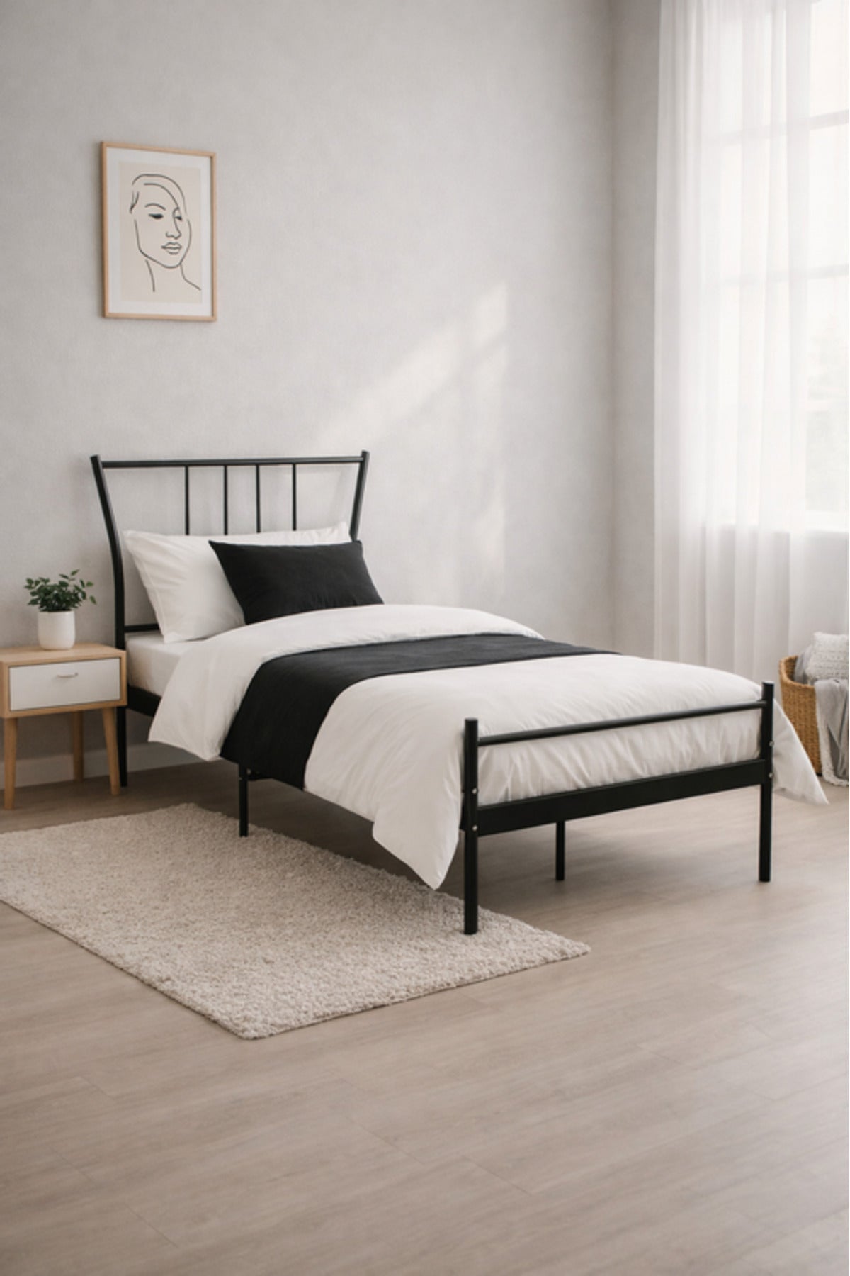 Black Metal Bed Frame with Modern Headboard black metal bed / Base