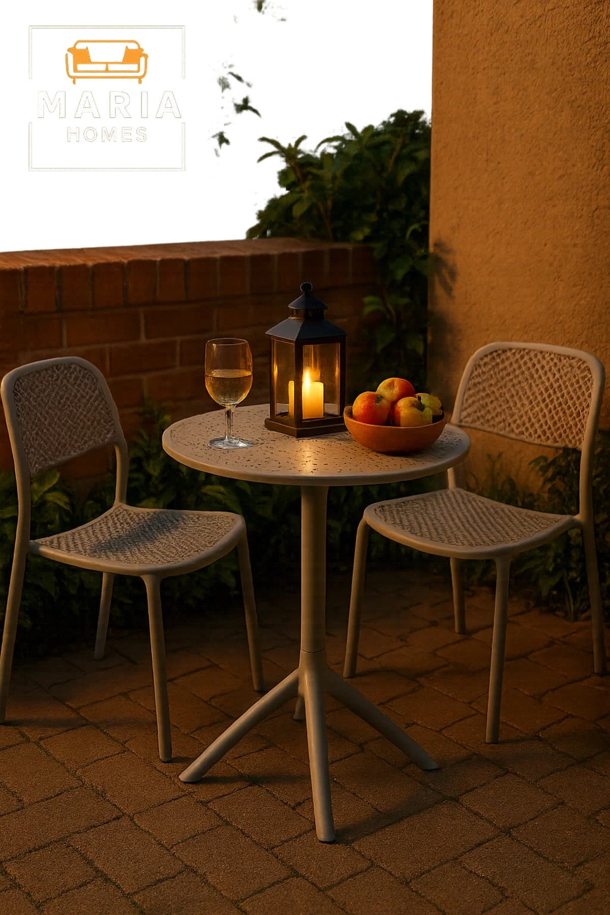 Modern Round Outdoor Plastic Bistro Table Ð Grey