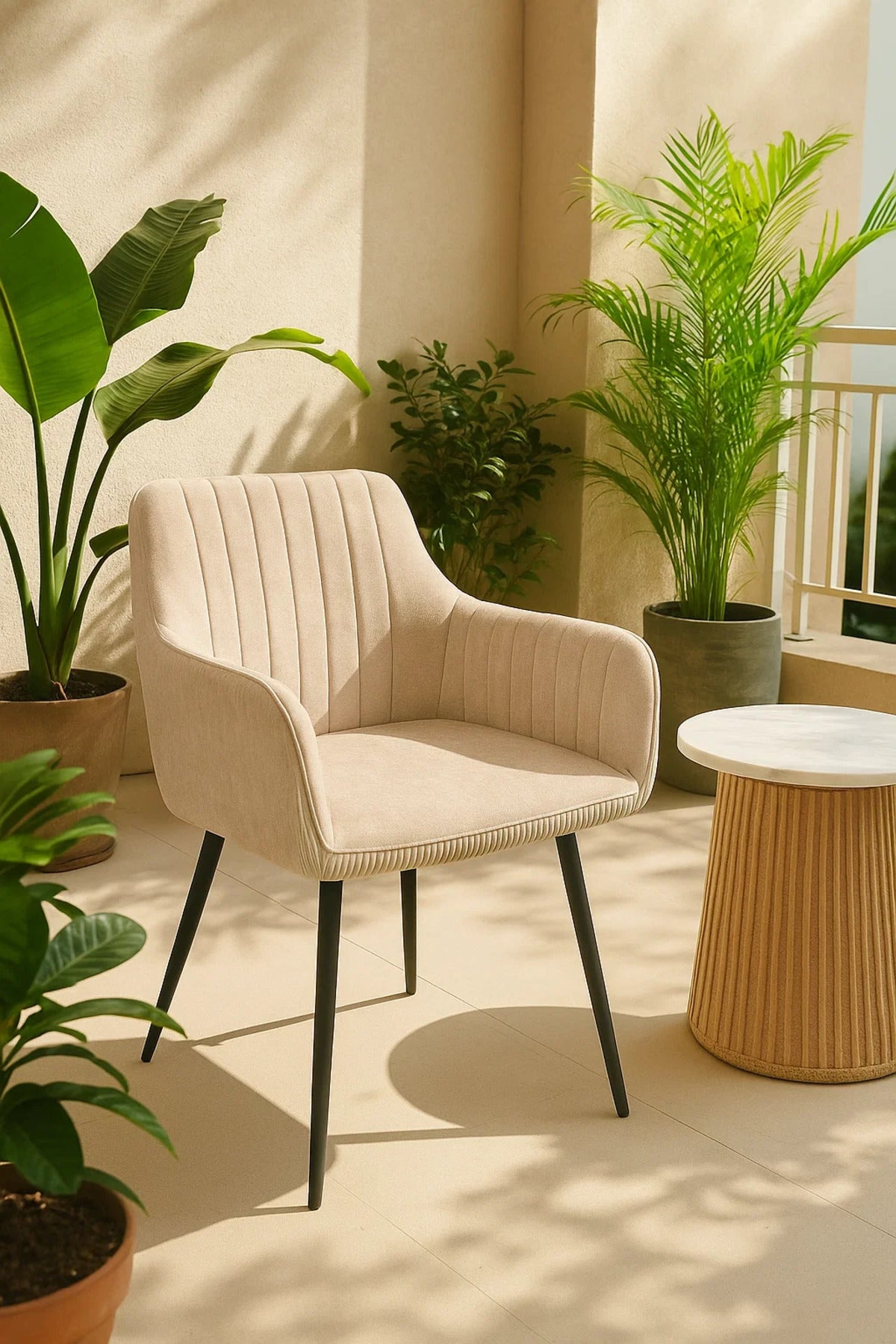 Modern Beige Velvet Armchair √ê Stylish Fabric Dining & Office Accent Chair for Living Room