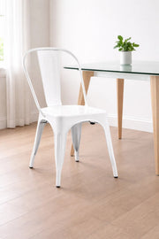Modern White Metal Chair Ð Stylish, Durable Dining Chair