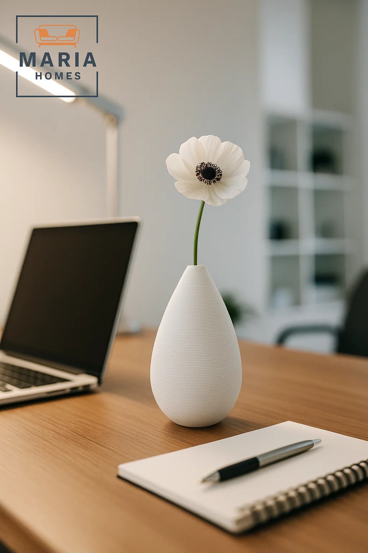 Modern White Decorative Vase Ð Teardrop Ceramic Table Vase for Home and Office Decor