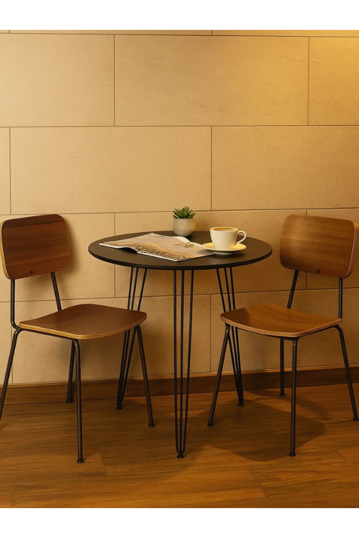 Round Coffee Table Ð 70_74 cm Black Metal Modern Accent Table for Living Room