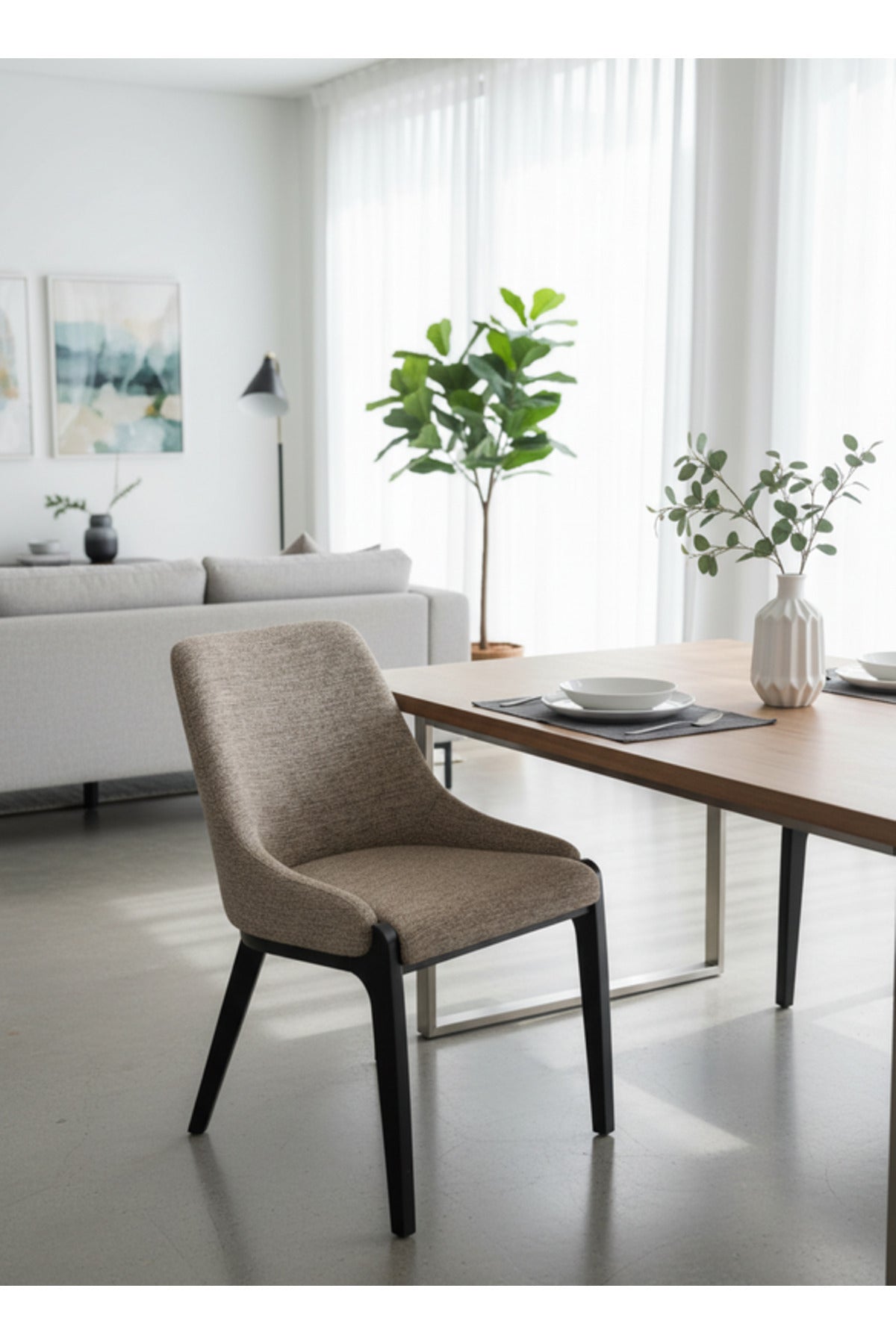 Modern Coffee Fabric Dining Chair with Black Wooden Legs for Dining Room Seating