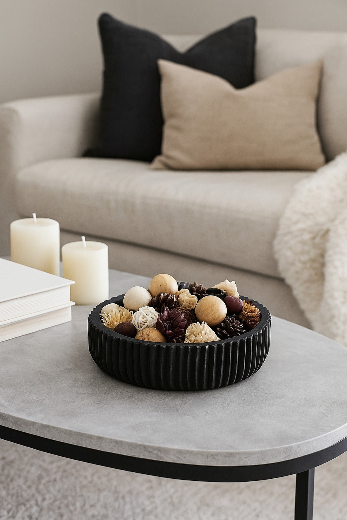 Black Wooden Ribbed Decorative Bowl Ð Modern Table Centerpiece