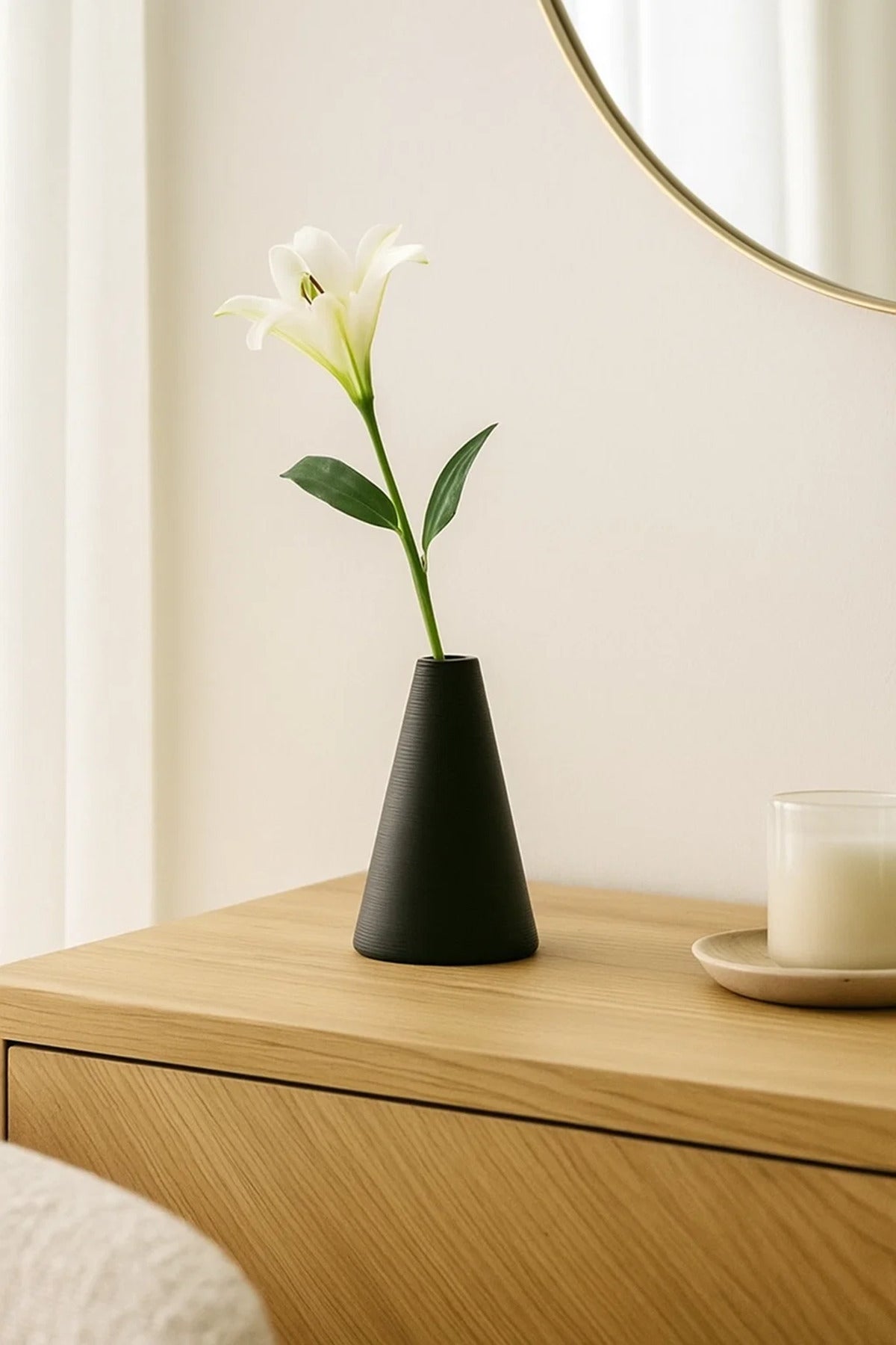 Matte Black Cone Ceramic VaseÐ Modern Minimalist Decorative Flower Vase for Home DŽcor