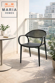 Black Plastic Chair with Armrests Ð Modern Indoor & Outdoor Chair