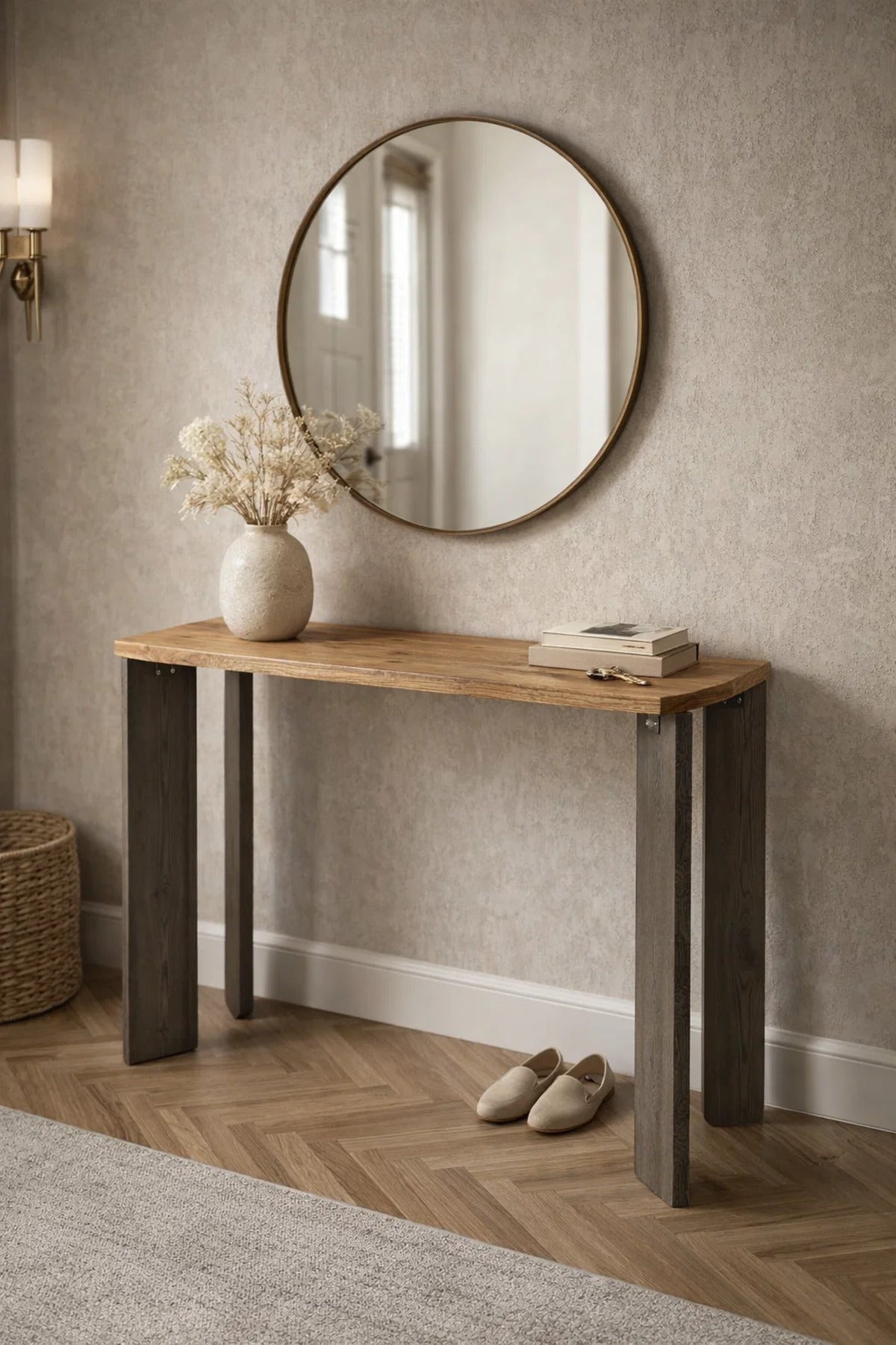 Stylish Two-Tone Wooden Console Table for Entryway Living Room Modern Decor Durable Display Unit