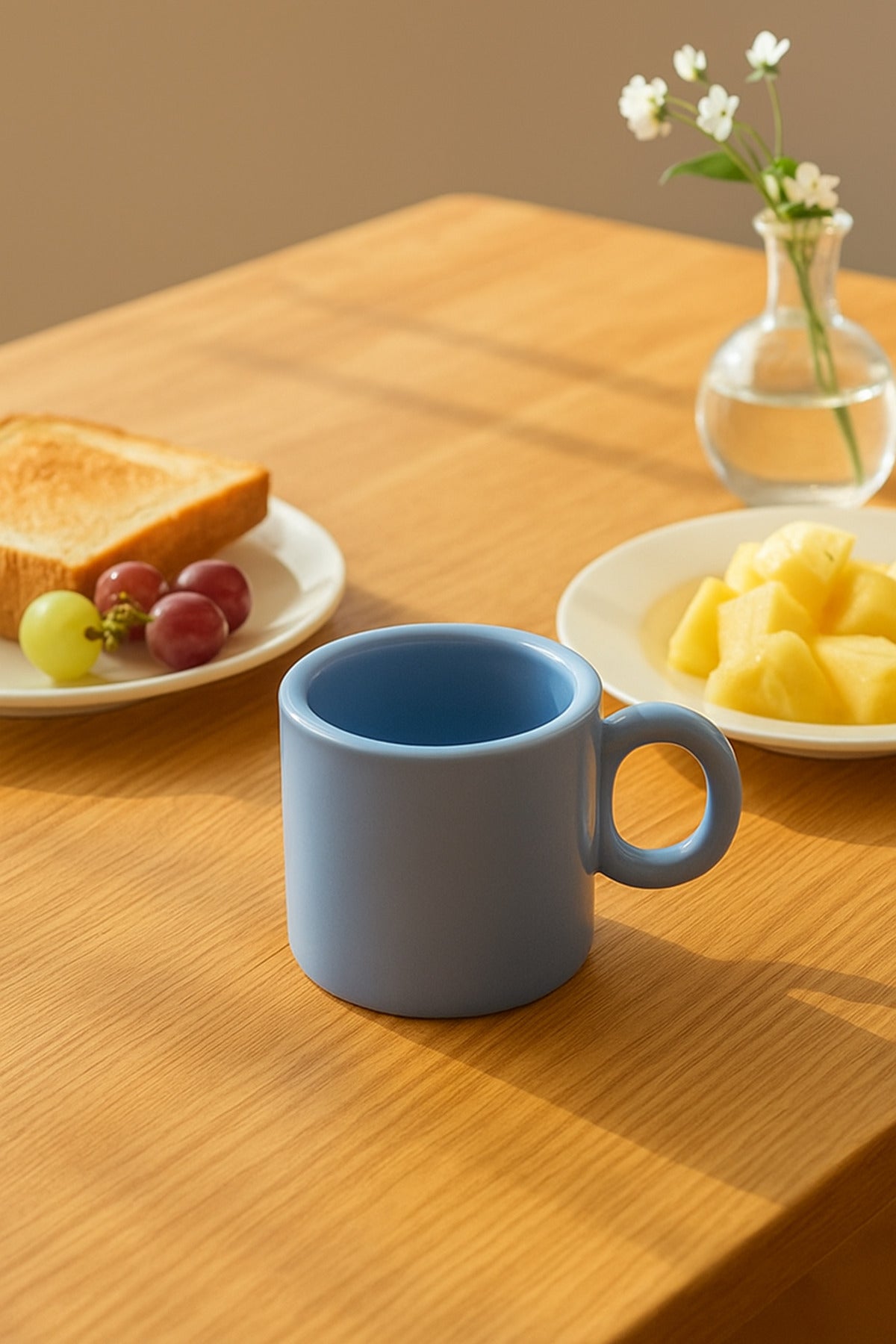 Light Blue Ceramic Mug Ð Minimalist Modern Coffee and Tea Cup