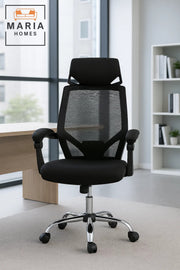 Black Ergonomic Office Chair with Mesh Back and Padded Armrests Ð Adjustable and Breathable Design