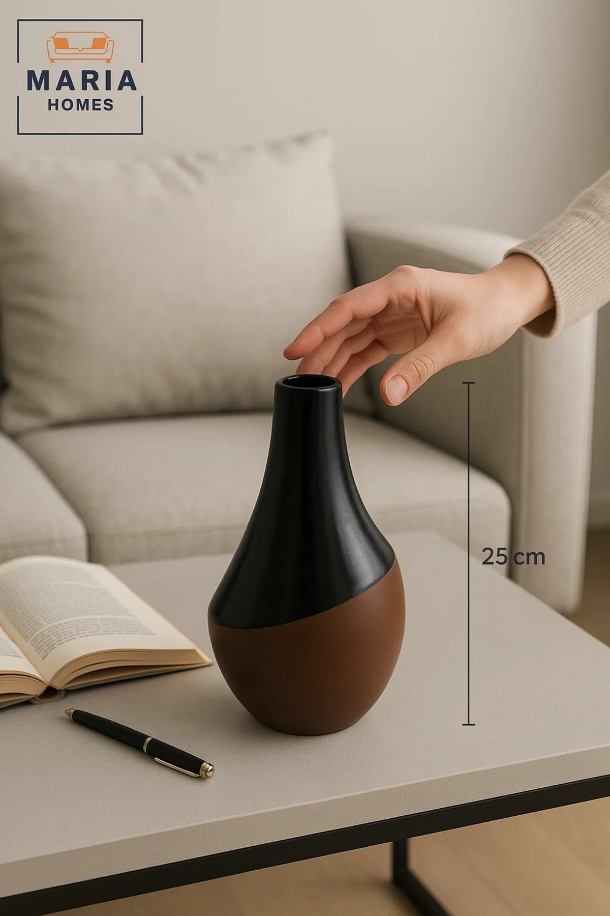 Modern Ceramic Vase with Glossy Black & Wood-Tone Base Ð Teardrop Shape