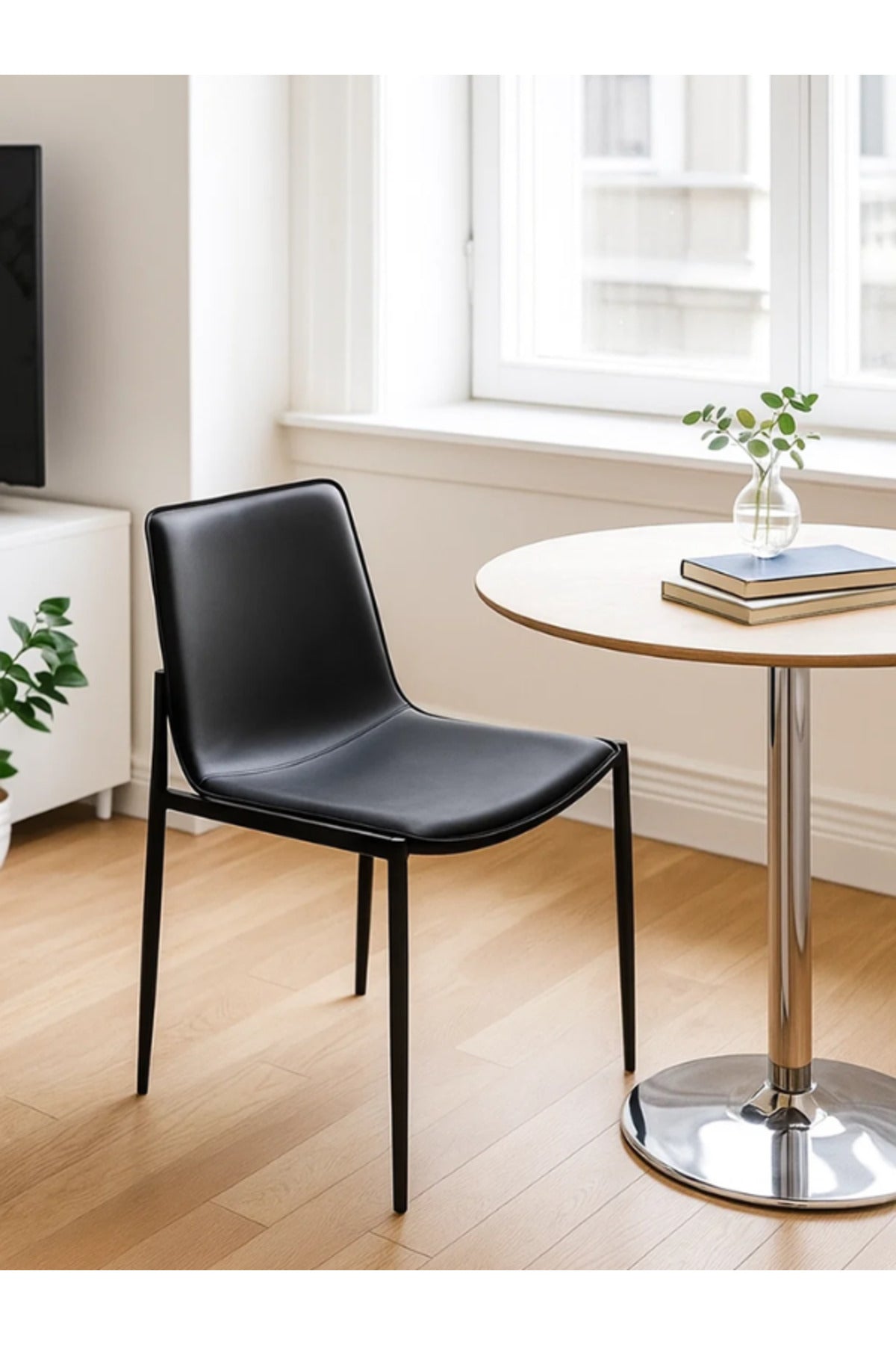 Black PU Leather Dining Chair Ð Modern Minimalist Chair with Metal Legs for Dining Room