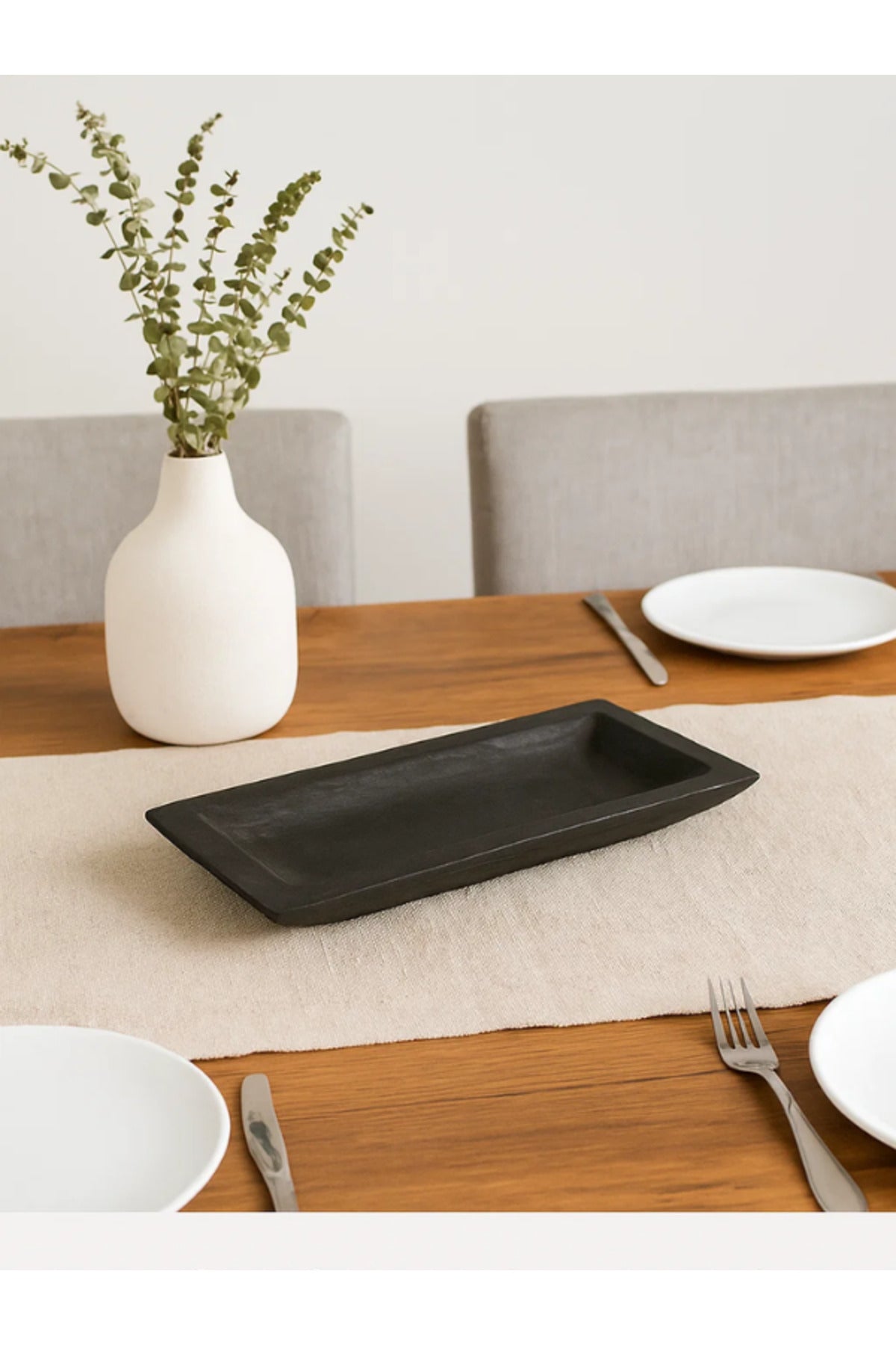 Black Wooden Rectangular Decorative Tray Ð Modern Minimalist Centerpiece