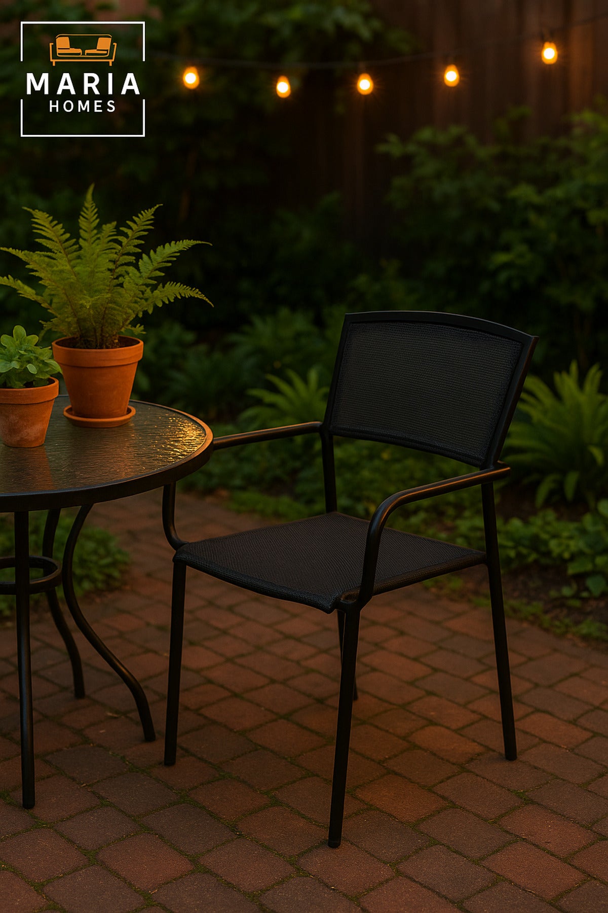 Black Metal Outdoor Chair with Armrests Ð Durable Patio & Garden Dining Seat