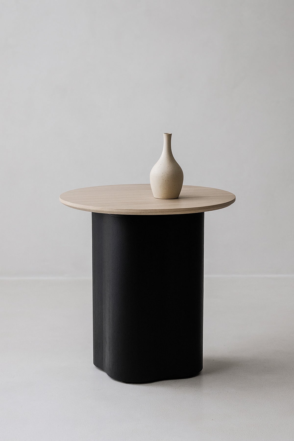 Round Black Coffee Table with Wood Top Ð Modern Side Table 45_55 cm