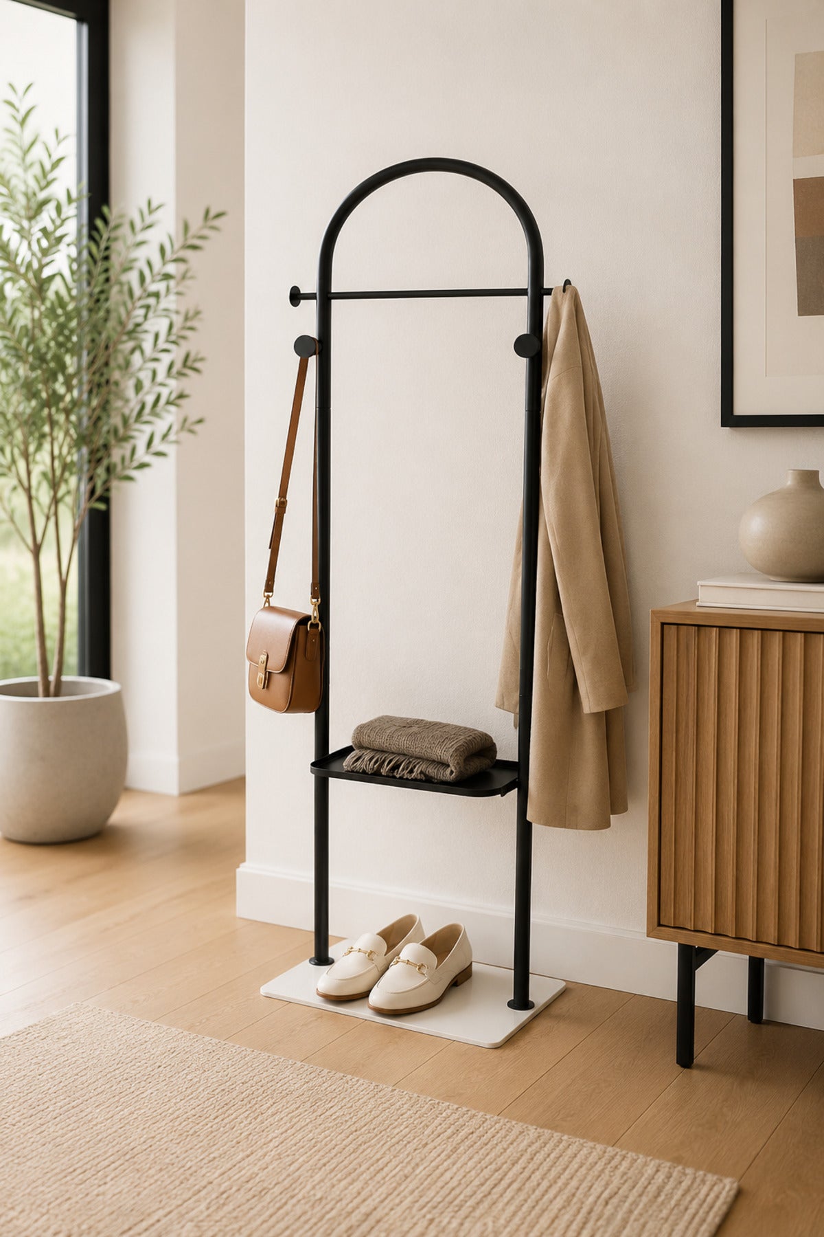 Modern Black Metal Garment Rack Stand with Shelf Ð Minimalist Clothing Organizer (180 _