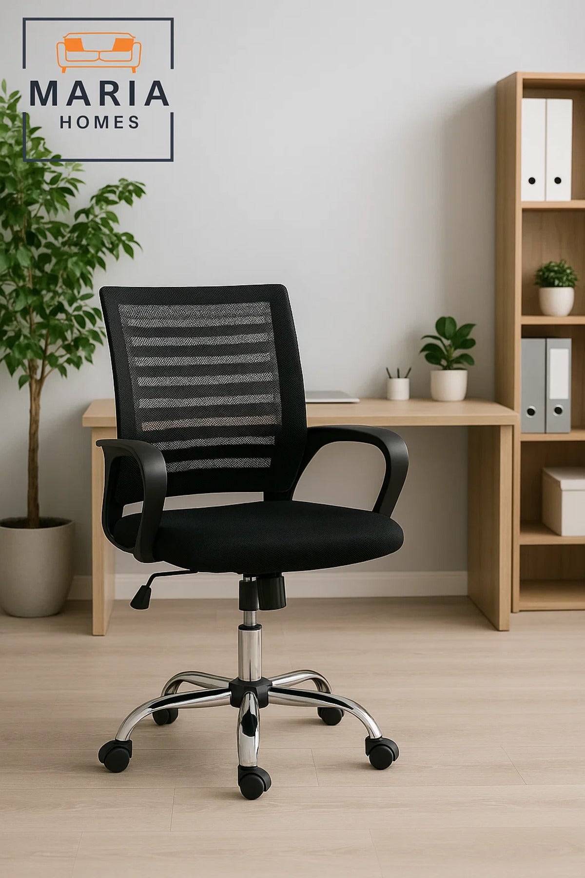 Black Mesh Office Chair with Curved Armrests and Adjustable Height Ð Simple and Comfortable Design