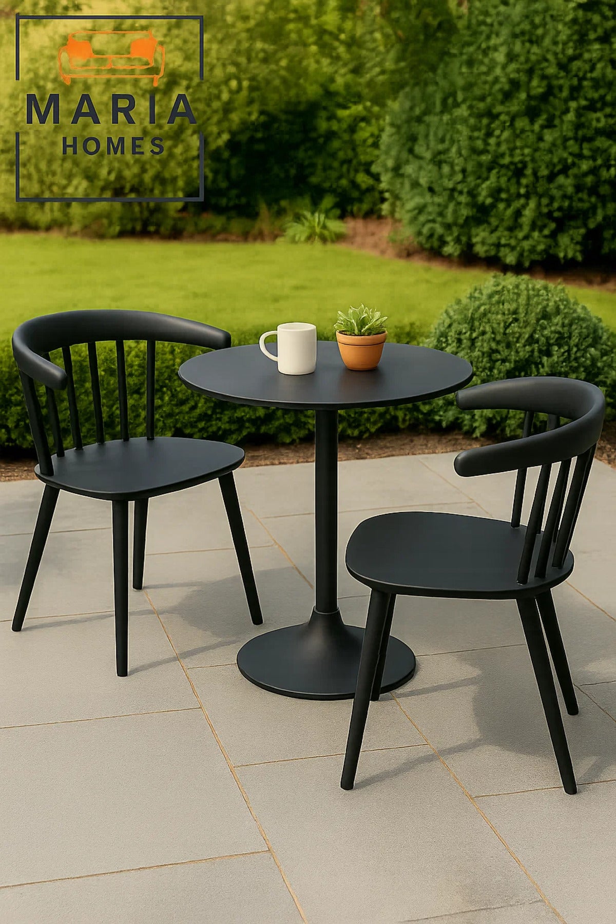 Modern Black Plastic Dining Chair with Curved Backrest Ð Minimalist Design