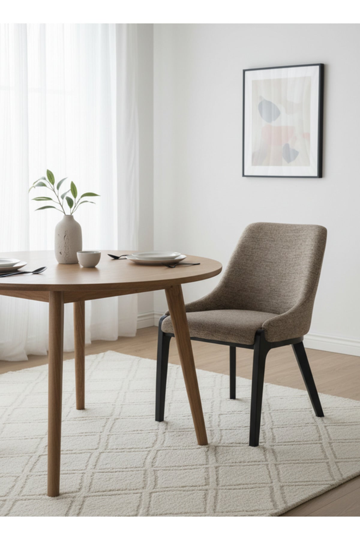 Modern Coffee Fabric Dining Chair with Black Wooden Legs for Dining Room Seating