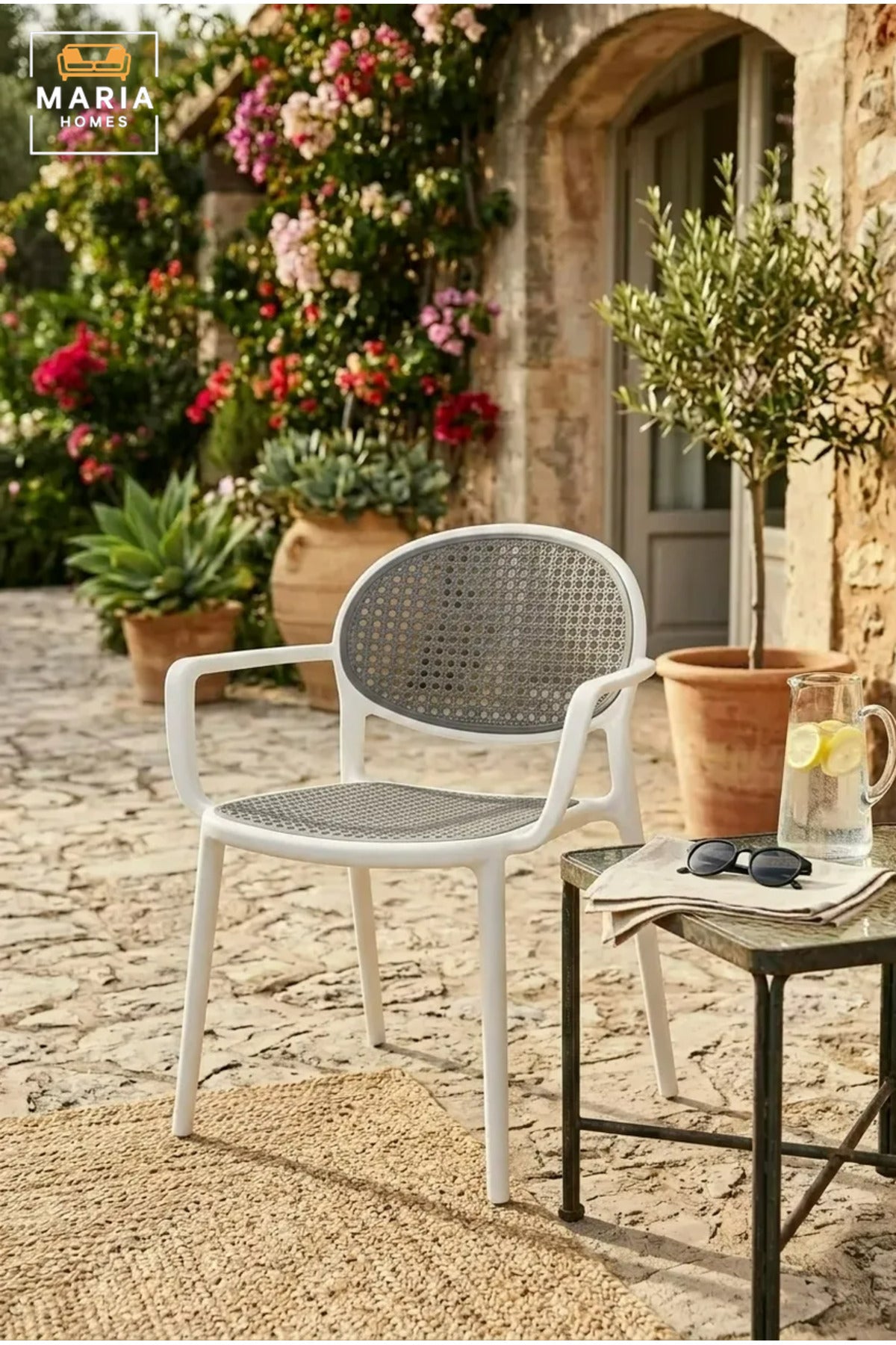 Modern Outdoor Dining Chair with Rattan-Style Backrest, Supportive Armrests and Durable Frame for Garden, Patio, Balcony, Café and Restaurant