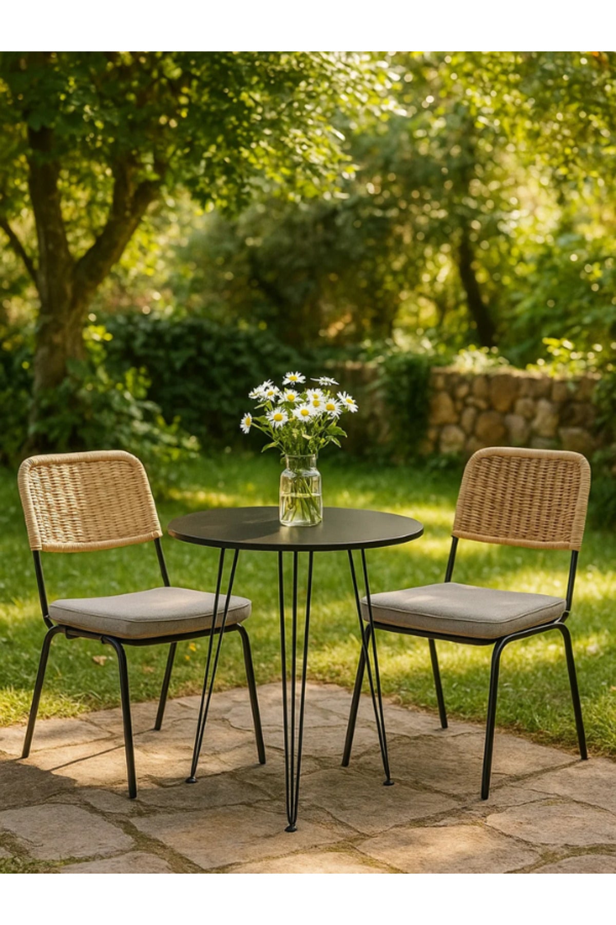 Round Coffee Table Ð 70_74 cm Black Metal Modern Accent Table for Living Room