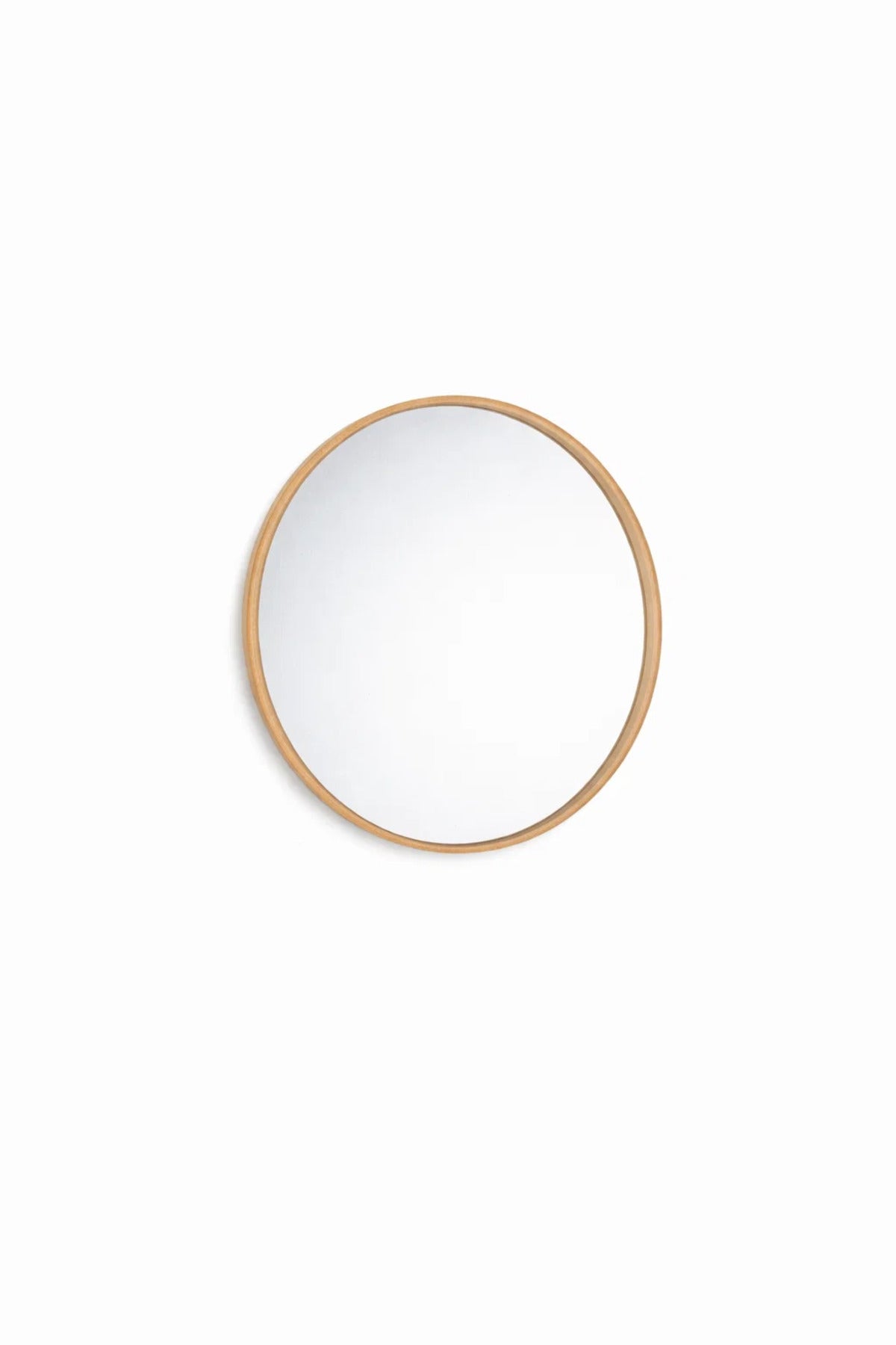Elegant Round Wall Mirror with Slim Gold Frame for Modern Interiors