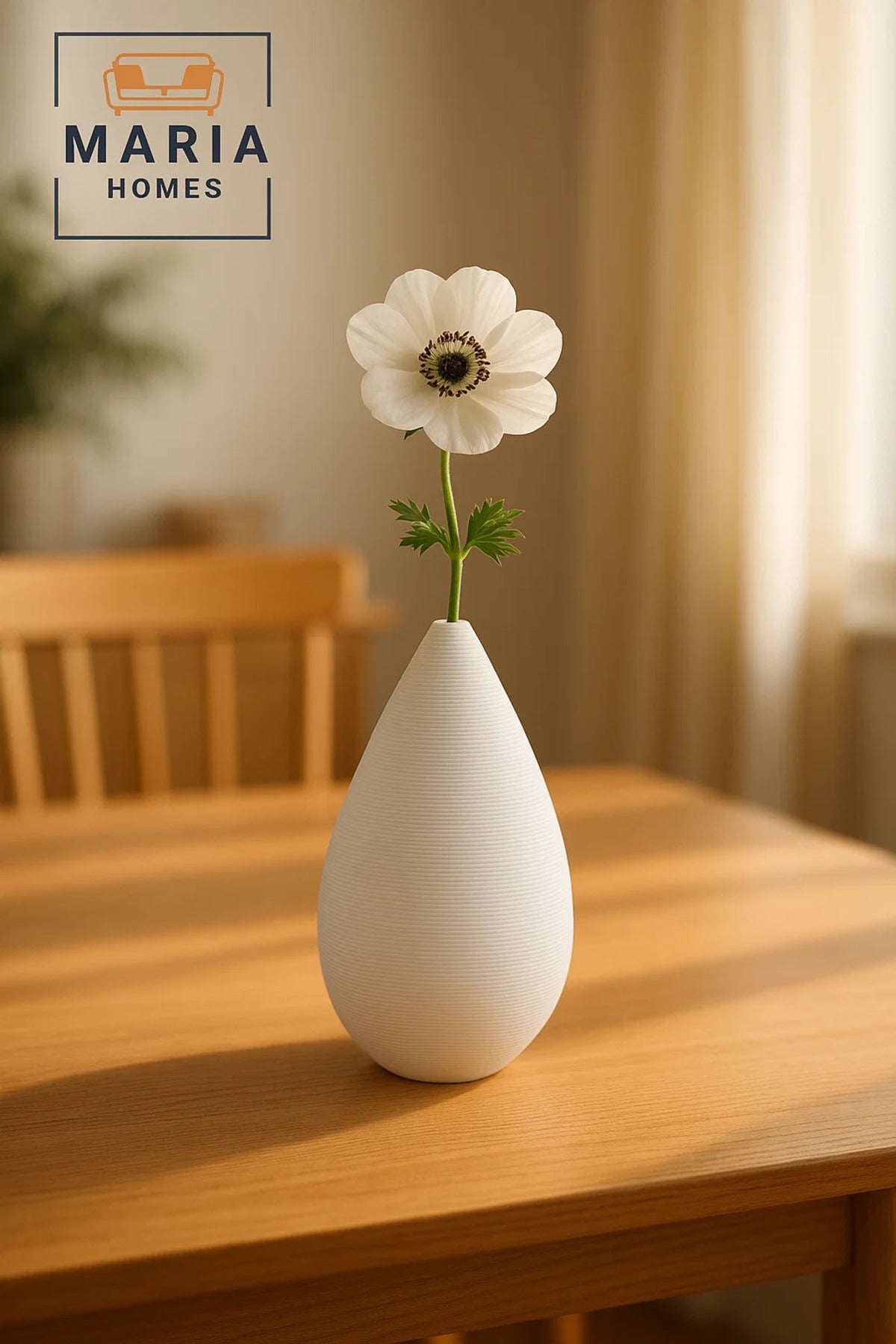 Modern White Decorative Vase Ð Teardrop Ceramic Table Vase for Home and Office Decor