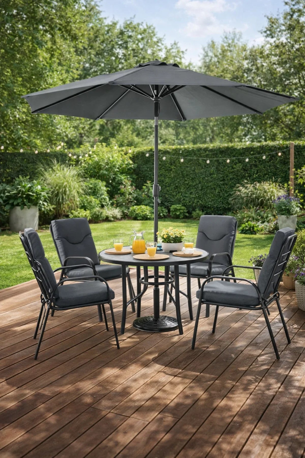 Modern 4 Seater Garden Dining Set with Parasol and Round Table Dark Grey Outdoor Patio Furniture