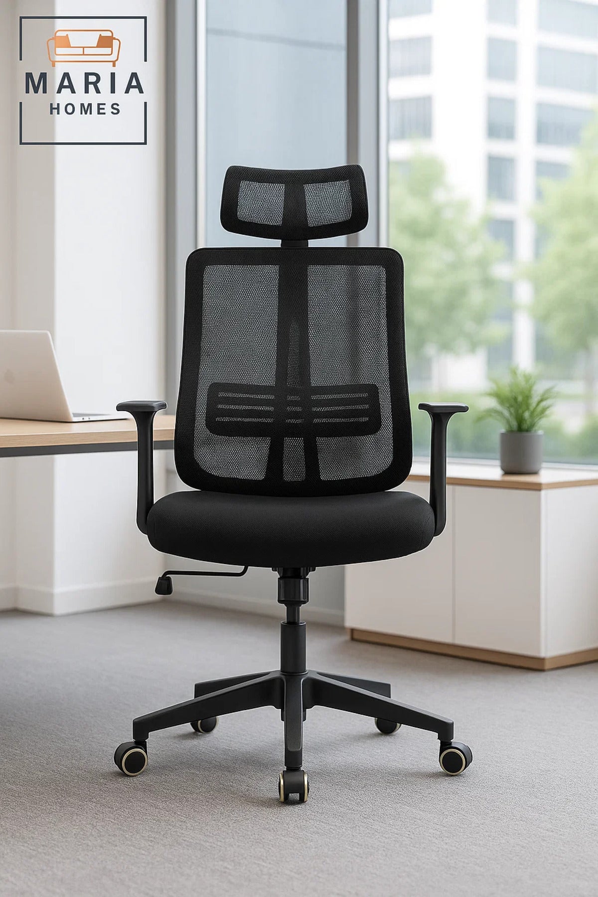 Black High-Back Mesh Office Chair with Headrest and Lumbar Support for Ergonomic Comfort
