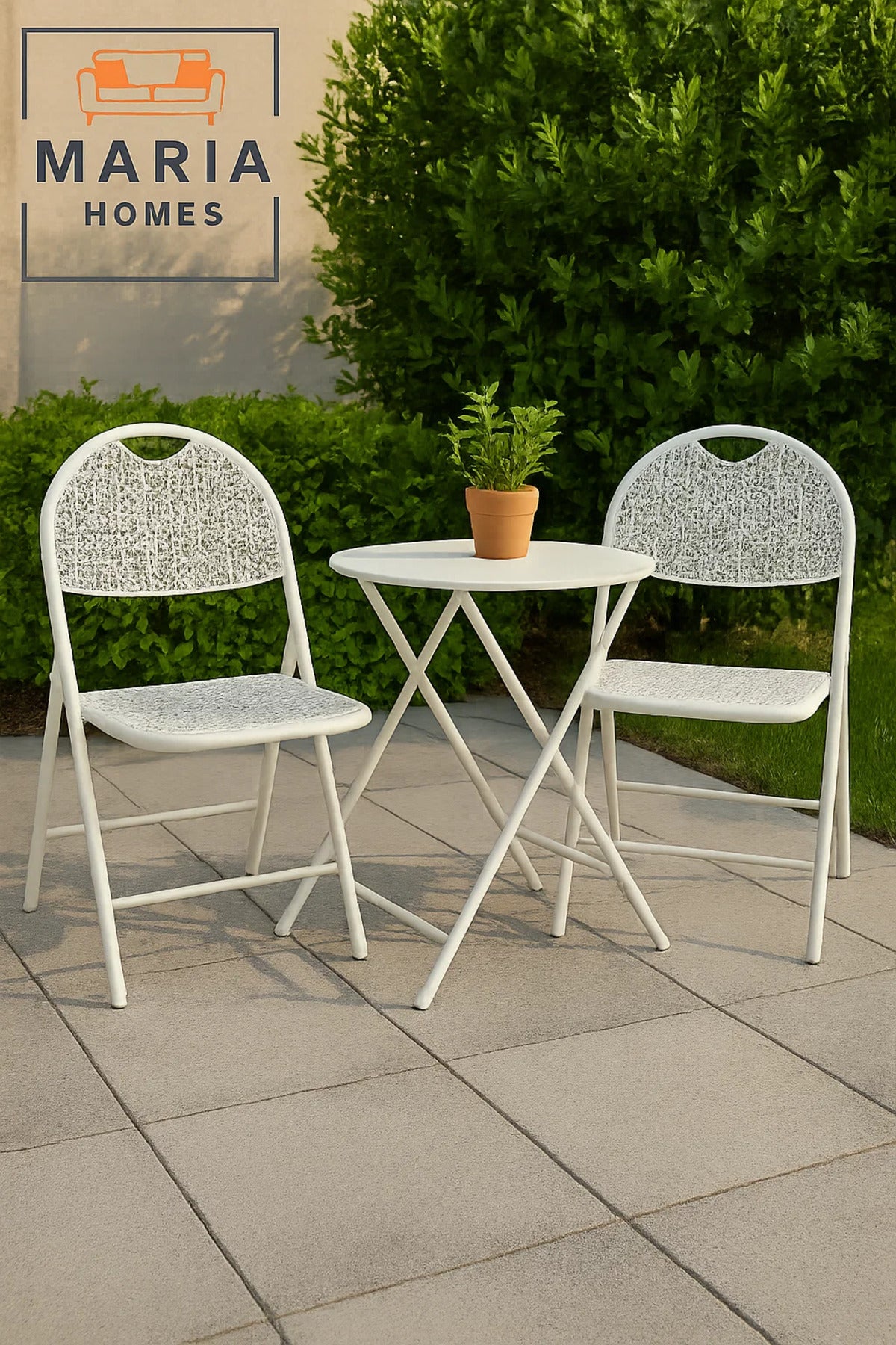White Folding Chair with Decorative Cut-Out Back Ð Lightweight & Compact Design