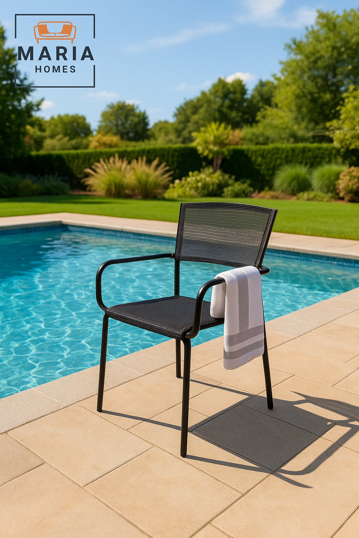 Black Metal Outdoor Chair with Armrests Ð Durable Patio & Garden Dining Seat