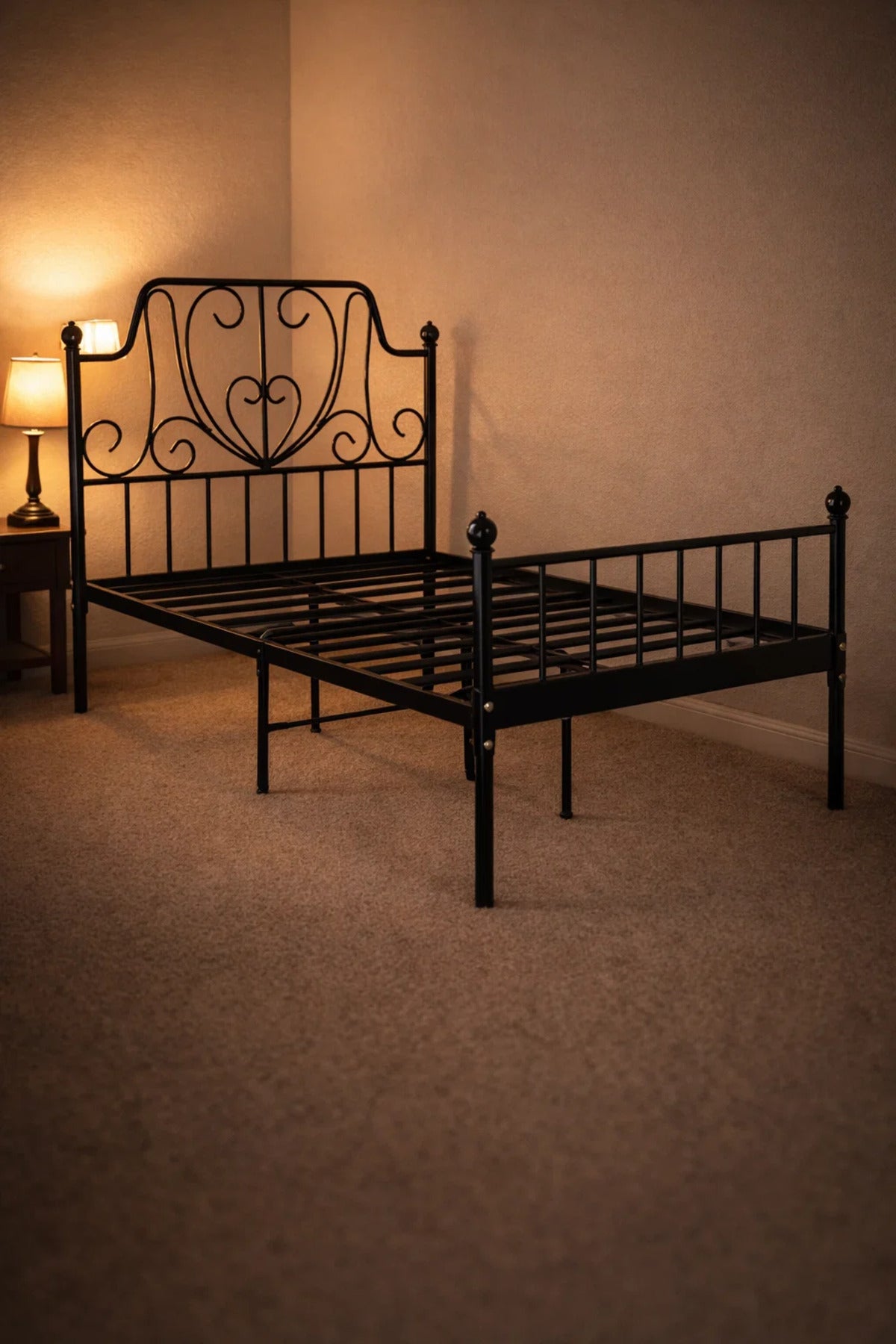 Elegant Black Metal Bed Frame 120x190cm Sturdy Iron Single Base with Heart Scroll Headboard