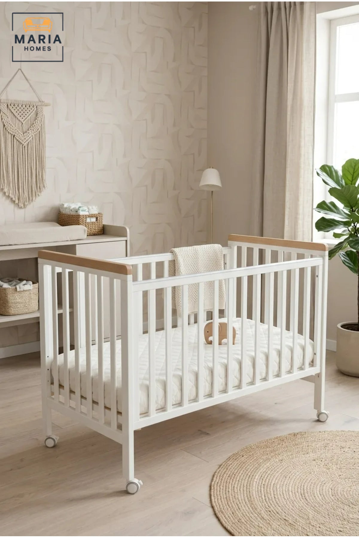 Baby Cot with Safety Rails and Lockable Wheels, Wooden Nursery Crib Bed with Slatted Sides for Newborn Babies, Infants and Toddlers