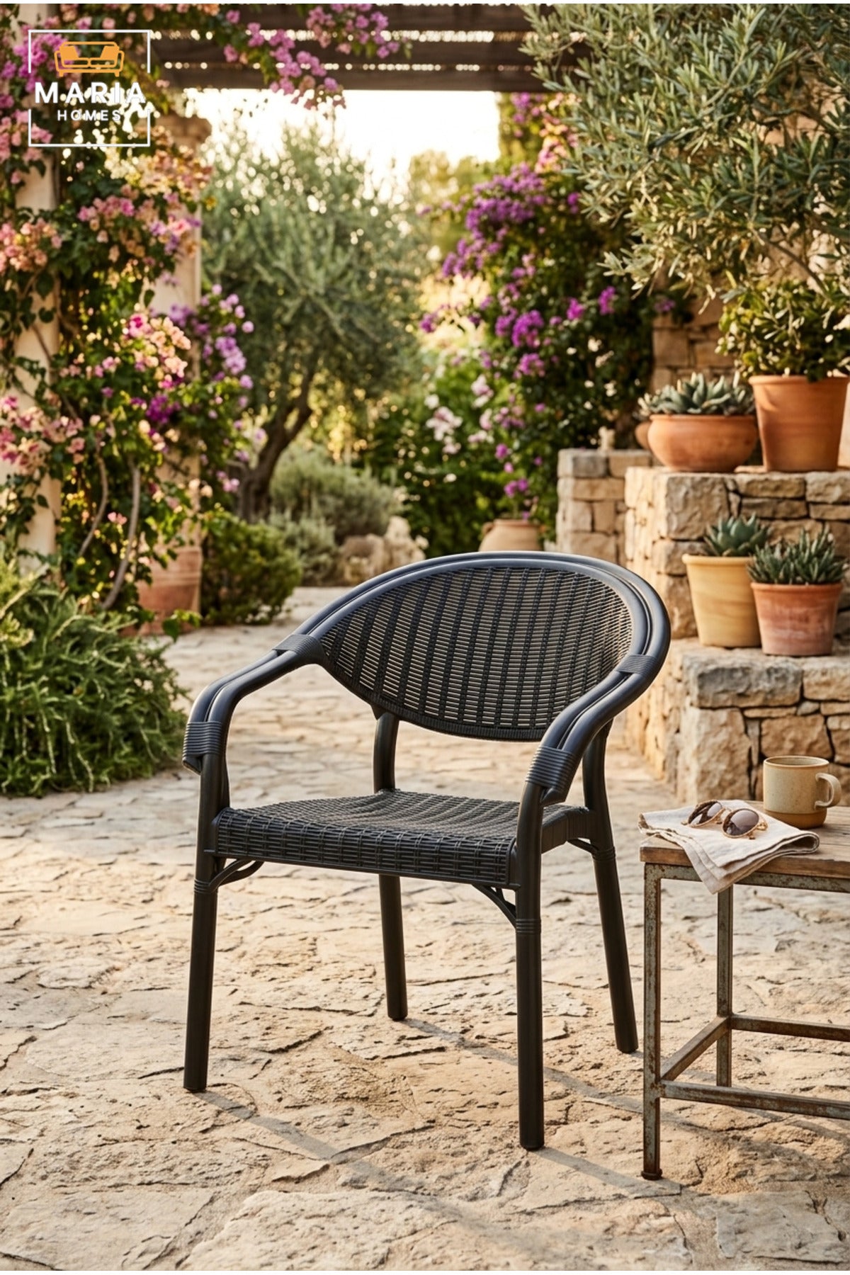 Modern Black Rattan Outdoor Armchair – Woven Patio Dining Chair with Armrests for Garden, Balcony & Café