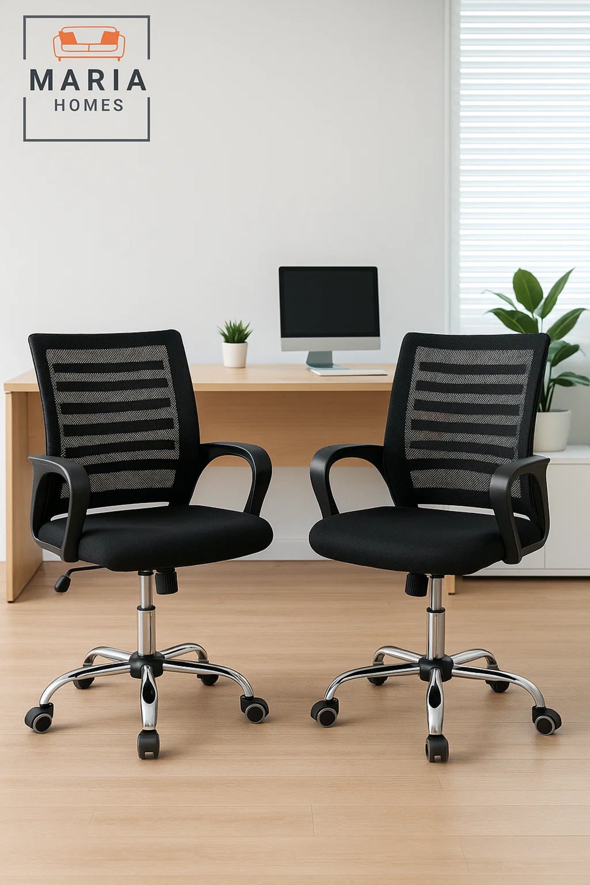 Black Mesh Office Chair with Curved Armrests and Adjustable Height Ð Simple and Comfortable Design