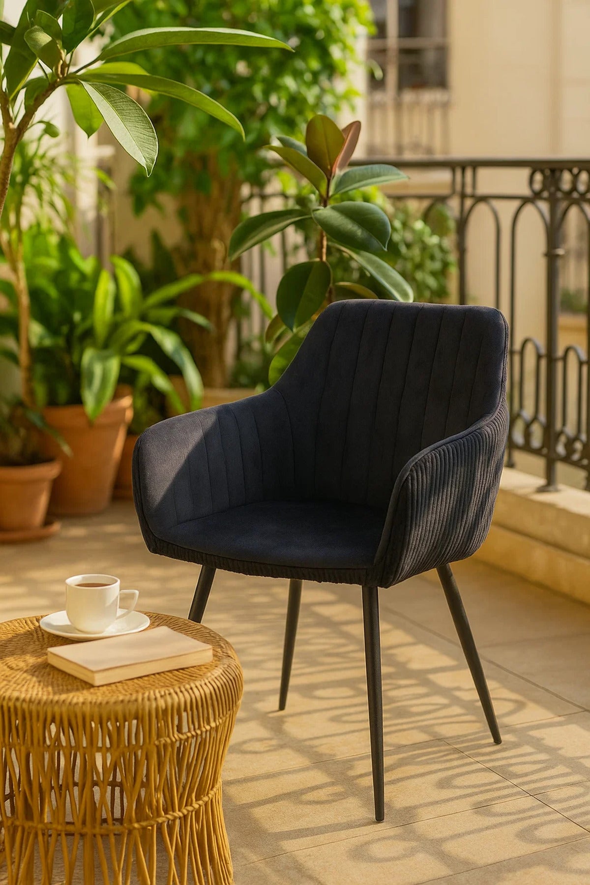 Modern Black Velvet Armchair √ê Stylish Fabric Dining & Office Accent Chair for Living Room