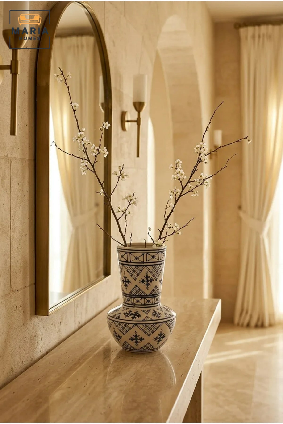 Blue and White Patterned Decorative Vase, Modern Ceramic Flower Holder with Tall Neck and Rounded Base for Living Room, Bedroom, Shelf and Table Décor