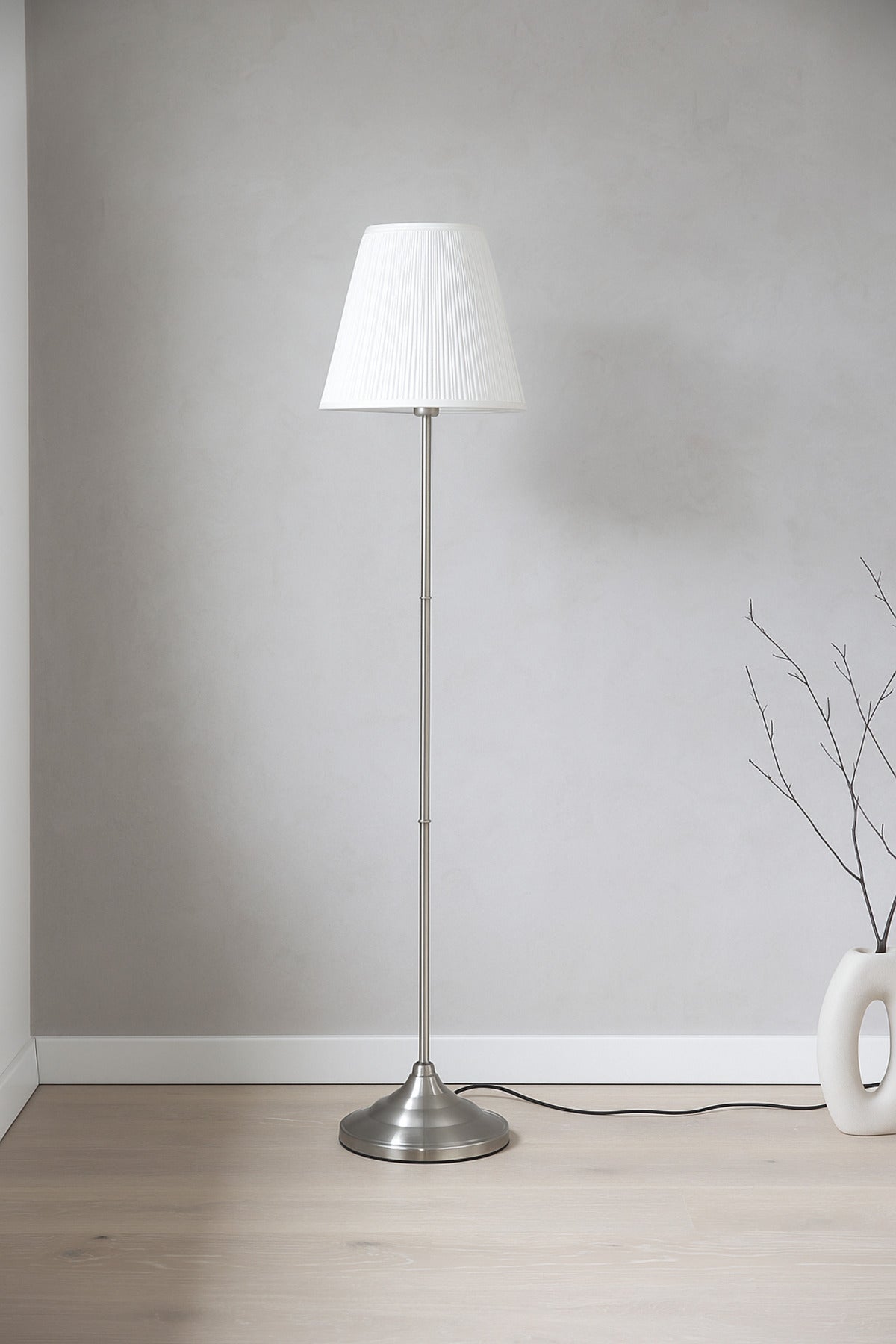 Modern Silver Floor Lamp Ð Fixed Metal Stand with White Fabric Shade for Living Room & Bedroom