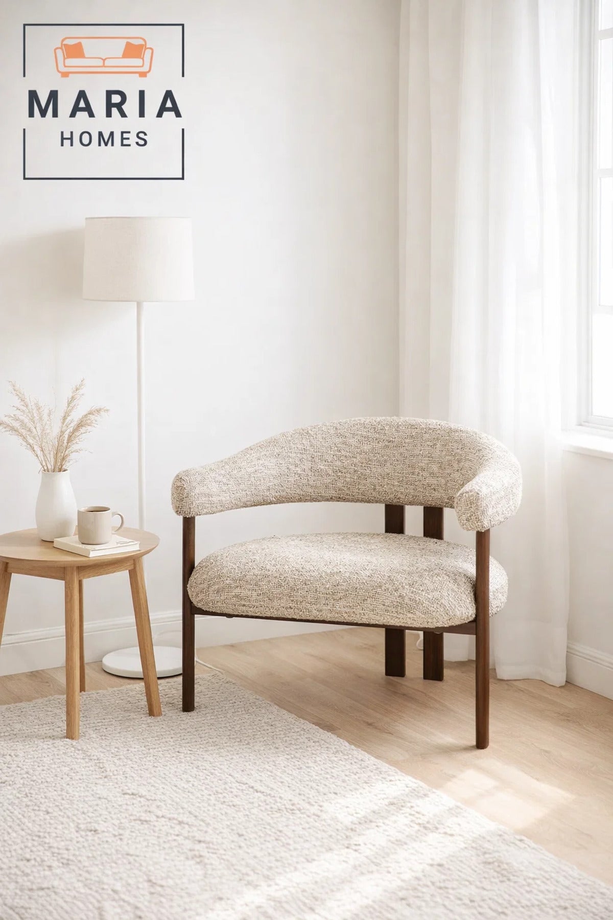 Beige Upholstered Lounge Chair Ð Modern Accent Chair with Wooden Legs