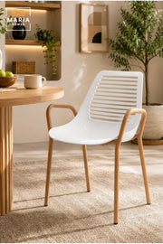 White Plastic Dining Chair with Wooden Armrests Ð Modern Scandinavian Dining Chair with Natural Wood Legs for Kitchen, Dining Room & CafŽ