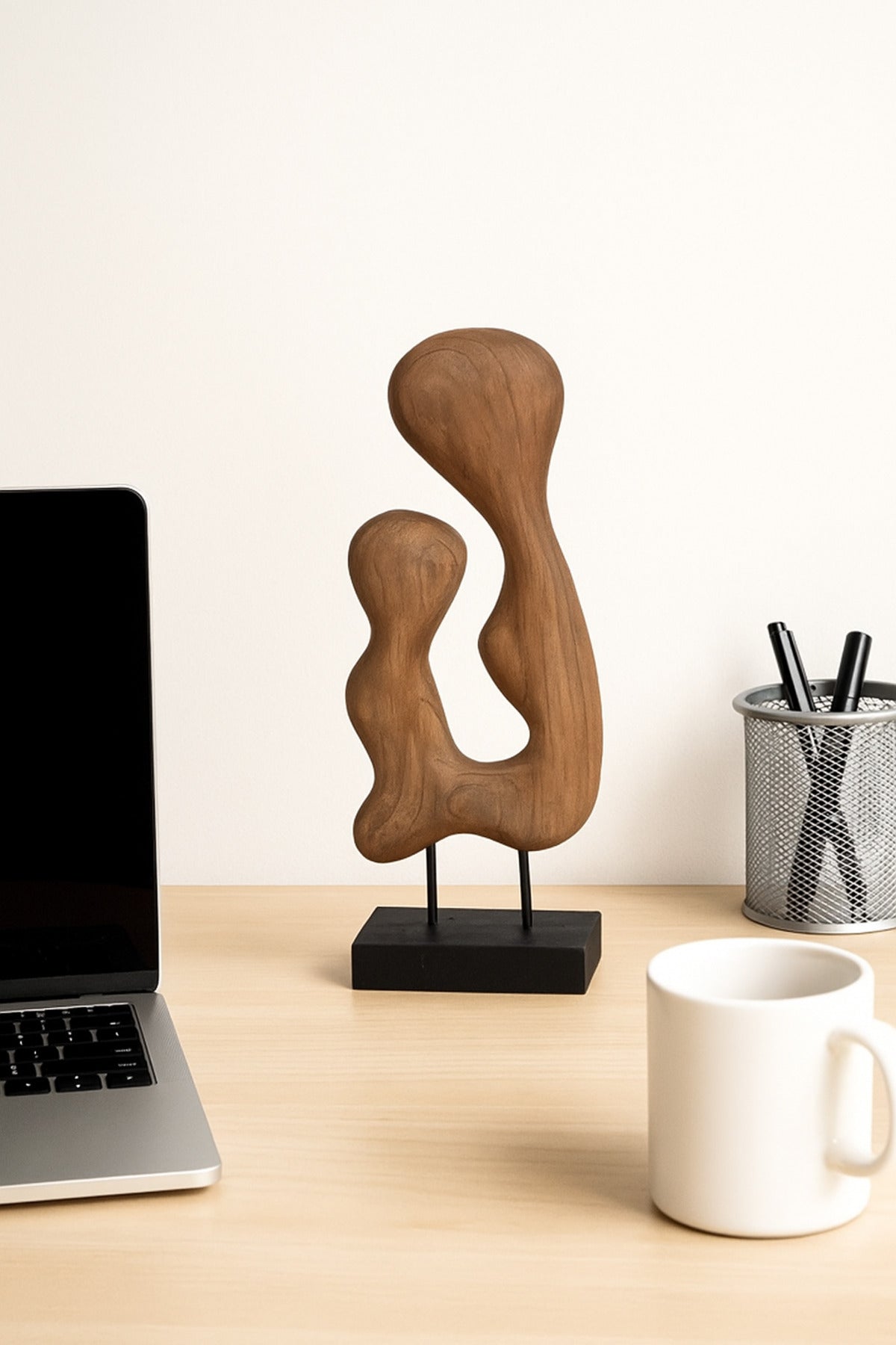 Walnut and Black Wooden Abstract Freeform Sculpture on Stand Ð Modern Artistic Accent
