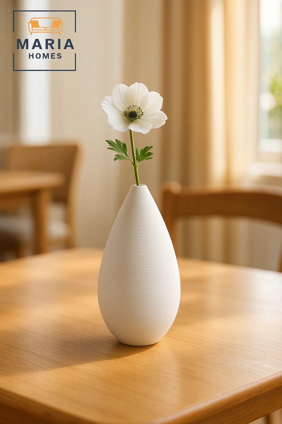 Modern White Decorative Vase Ð Teardrop Ceramic Table Vase for Home & Office Decor