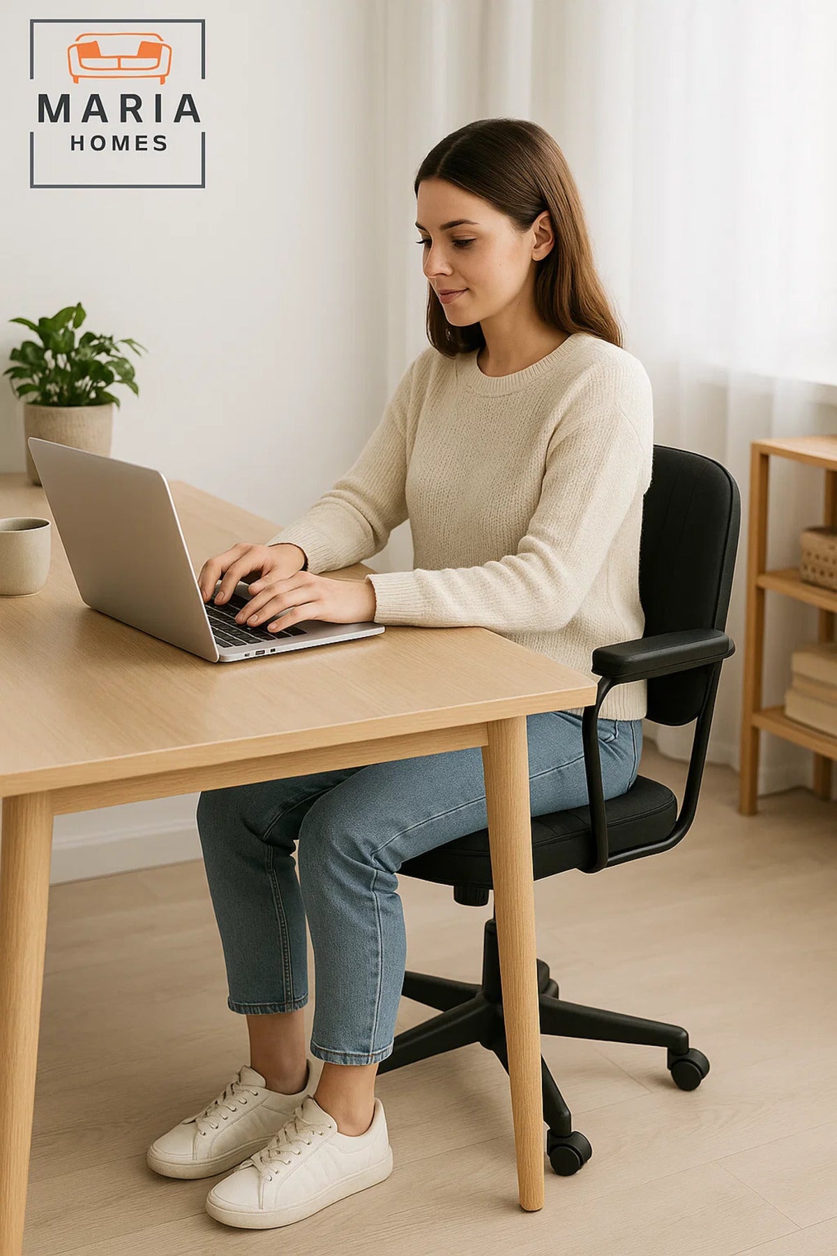Compact Black Office Chair with Padded Seat and Backrest Ð Ideal for Home or Study Desk Use