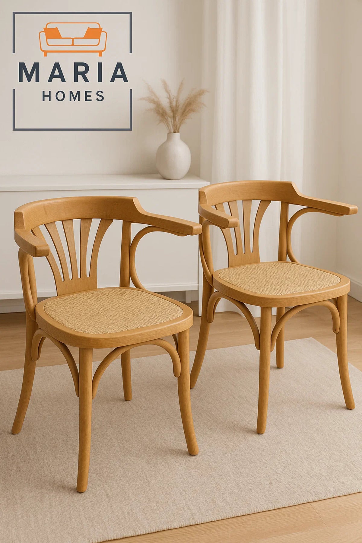 Natural Wooden Armchair with Cane Seat Ð Vintage-Style Curved Back Dining Chair for Home or CafŽ
