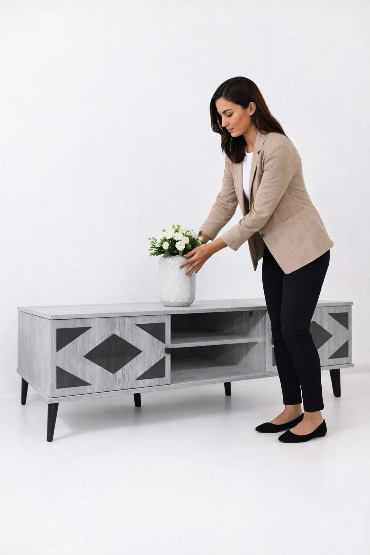 Modern Grey Wooden TV Stand Media Console 160cm with Storage Cabinets for Living Room Area