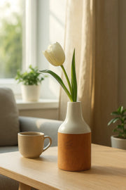 White and Cork Effect Ceramic Vase Ð Modern Minimalist Decorative Flower Pot for Home and Office