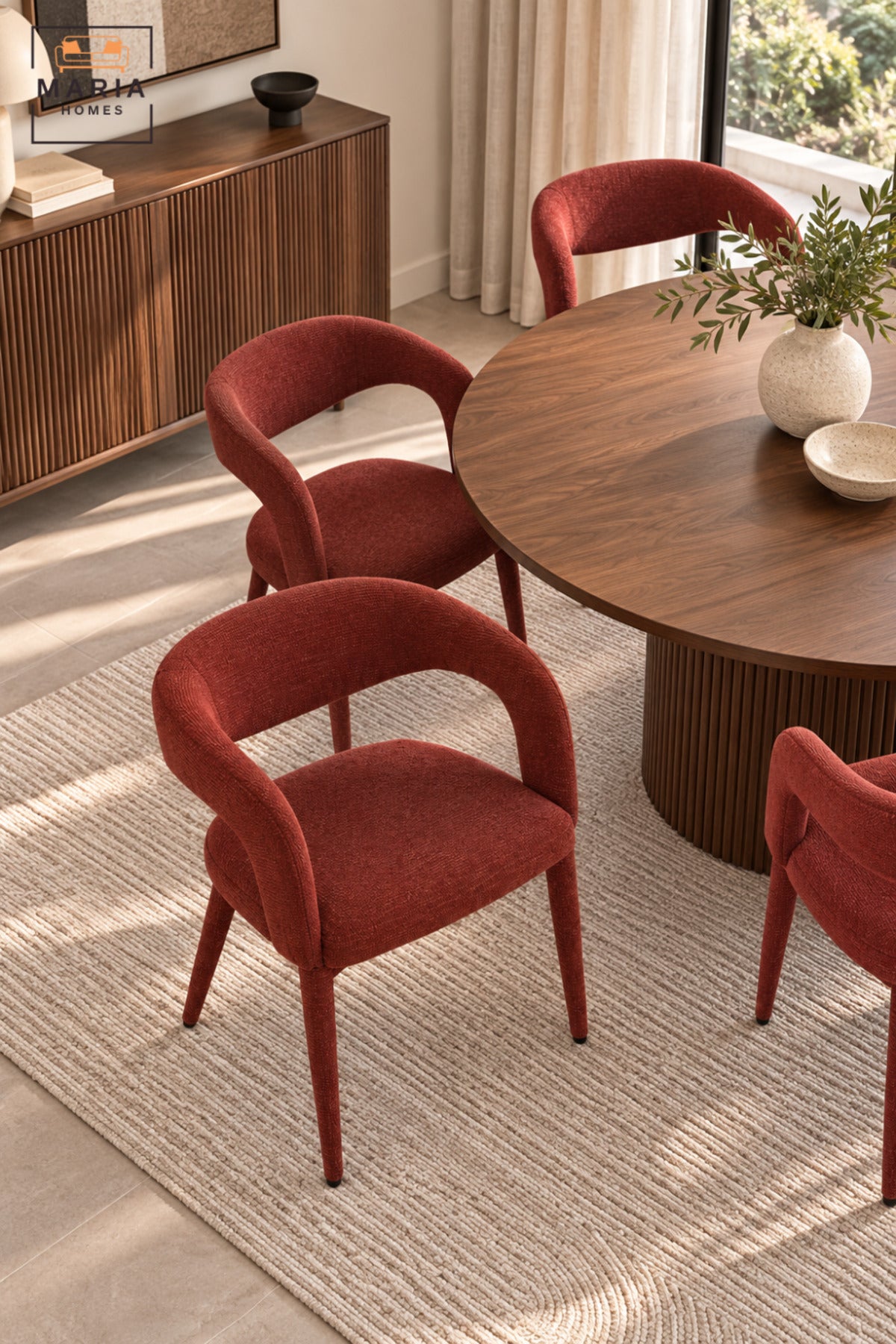Modern Rust Orange Upholstered Dining Chair with Curved Open Backrest, Padded Seat and Contemporary Design for Dining Room, Kitchen, Café & Restaurant