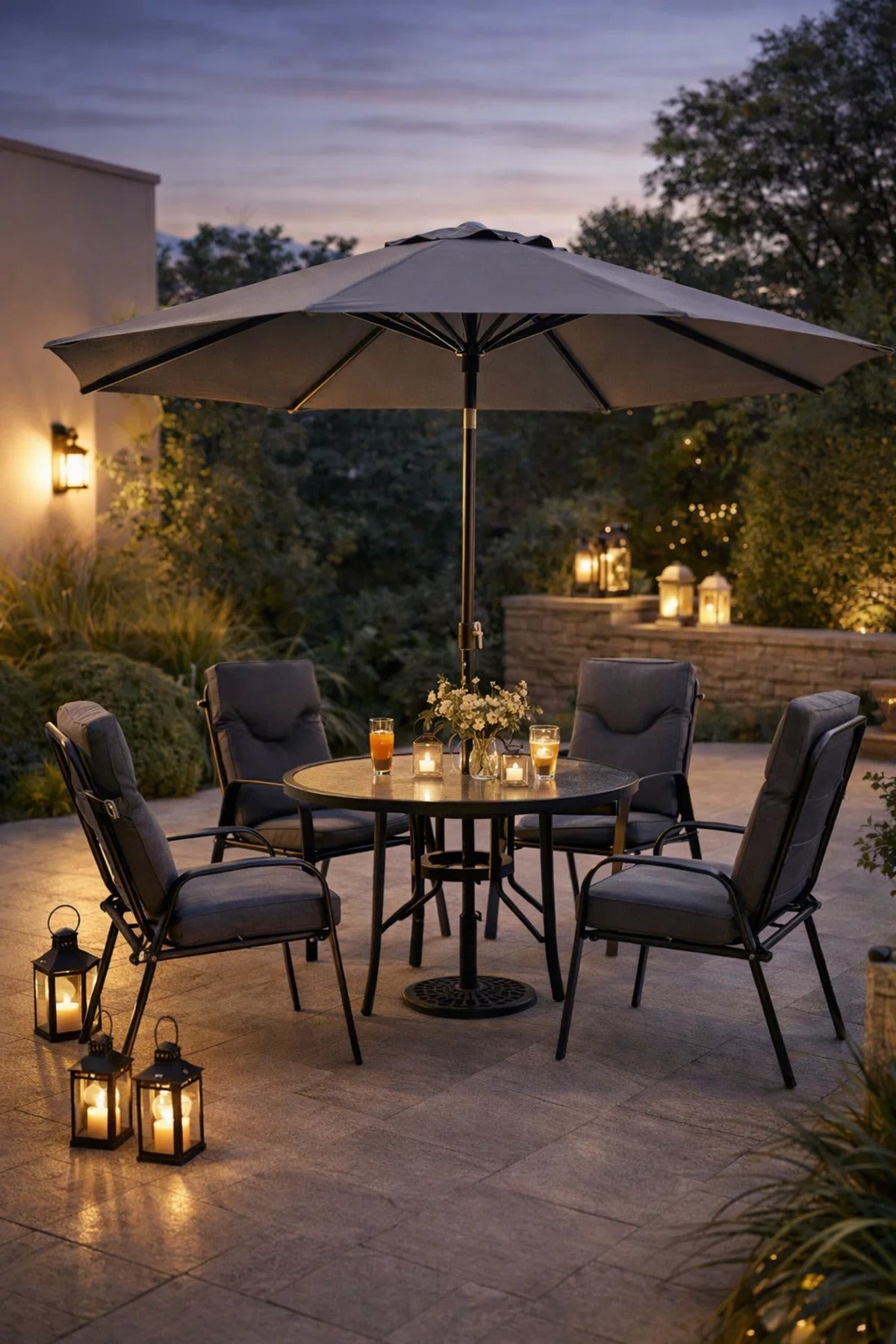 Modern 4 Seater Garden Dining Set with Parasol and Round Table Dark Grey Outdoor Patio Furniture