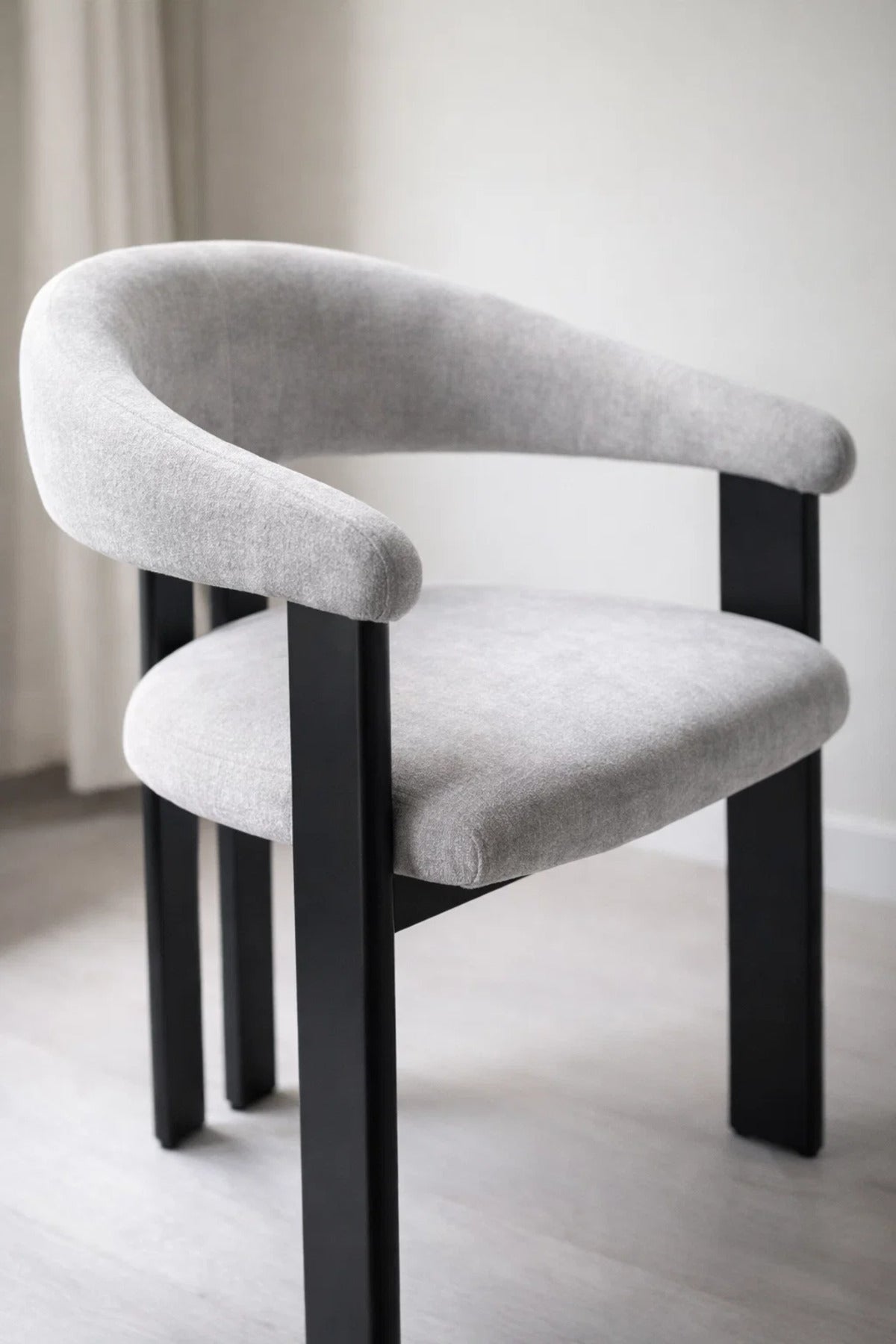 Light Grey Armchair with Black Wooden Legs, 79x48x49 CM light grey armchair Dining Room