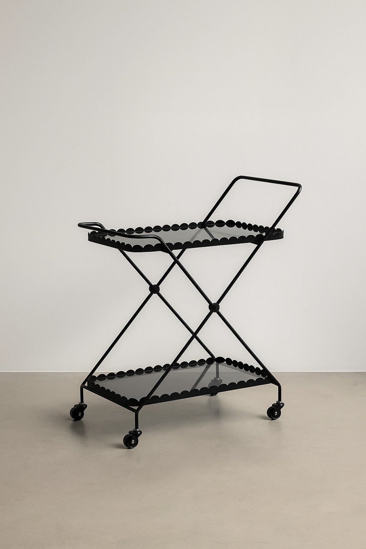 Elegant Black Metal Serving Trolley with Wheels Ð 2-Tier Bar Cart 58_38_90 cm