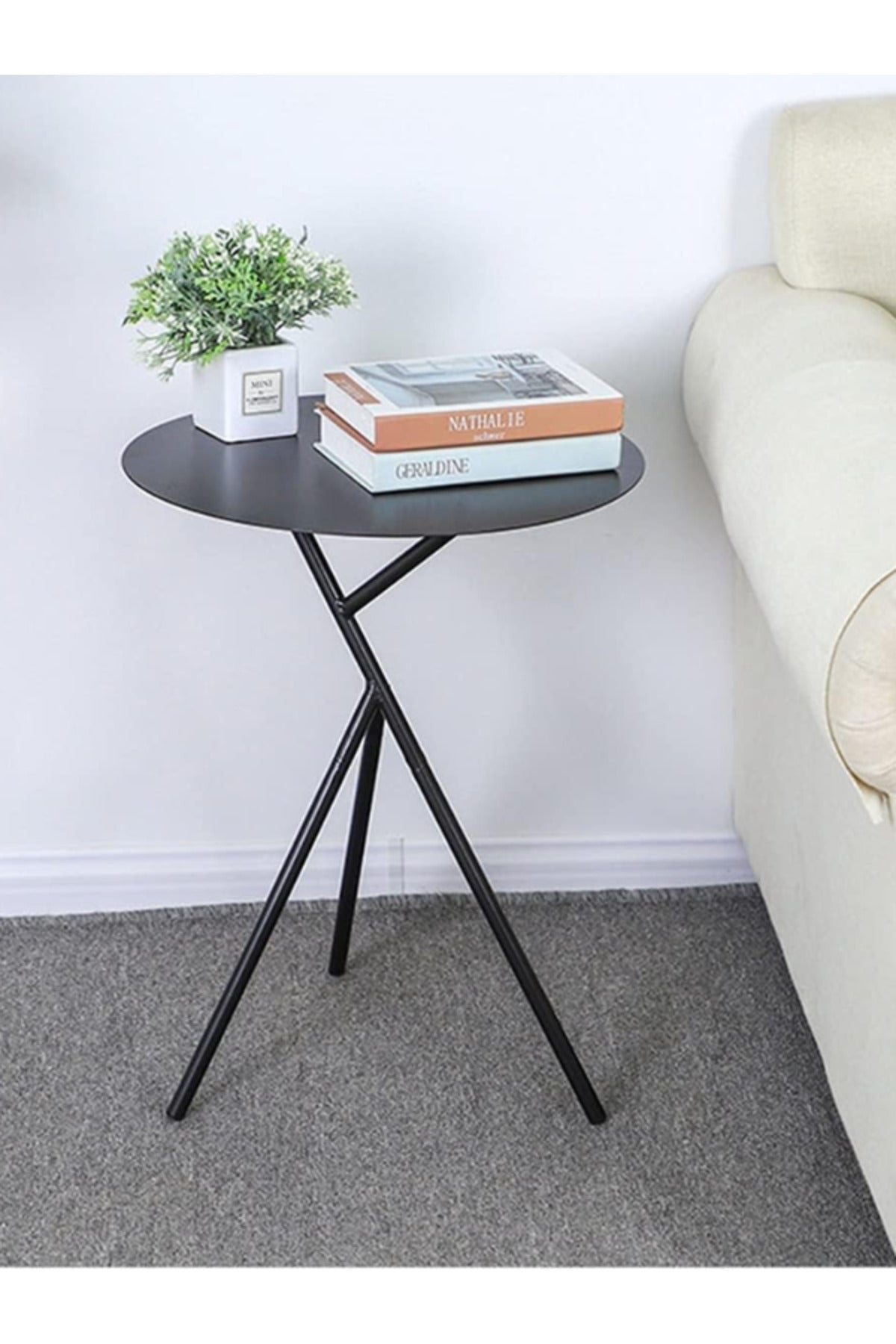 Modern Metal Side Table Black | Elegant & Sturdy Accent Table 45x45x56cm
